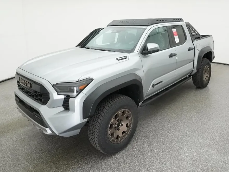 2025 Toyota Tacoma Trailhunter photo 1