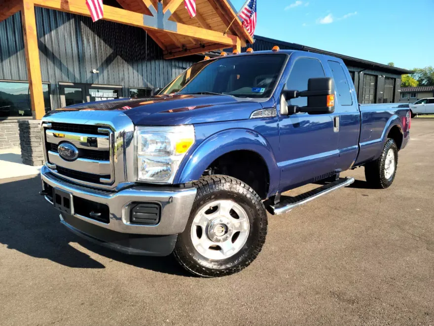 2012 Ford F-250 XLT photo 1