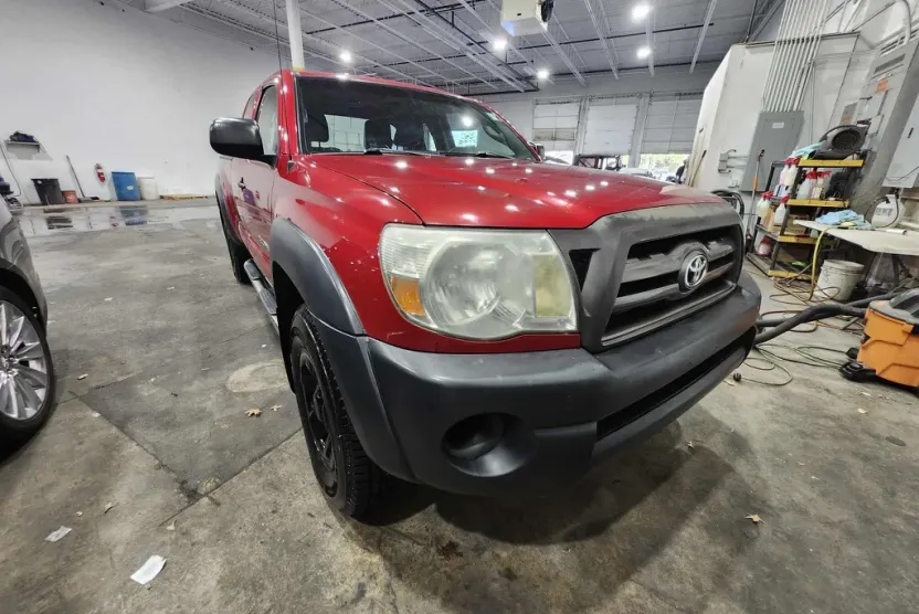 2010 Toyota Tacoma Base photo 1