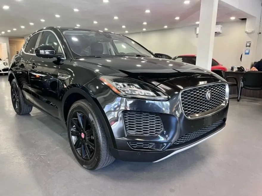 2018 Jaguar E-PACE P250 photo 1