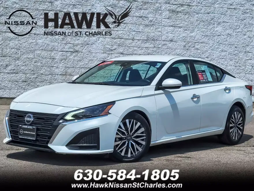 2023 Nissan Altima 2.5 SV photo 1