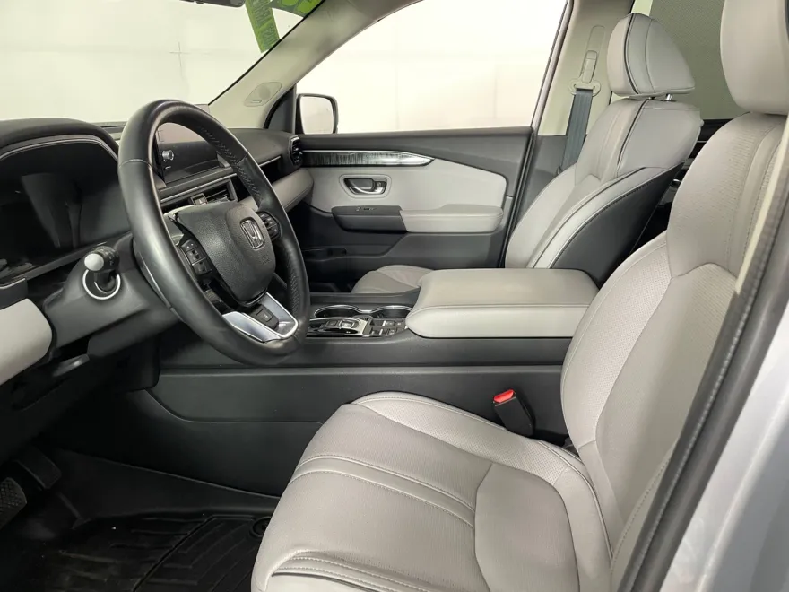 2023 Honda Pilot Elite photo 1