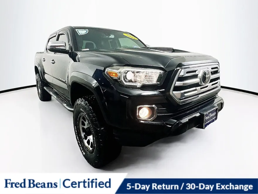 2018 Toyota Tacoma Limited V6 photo 1