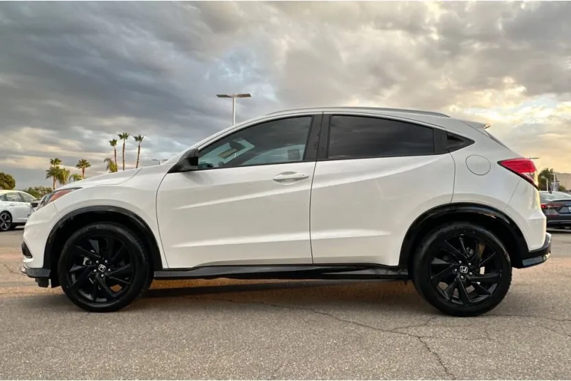 2022 Honda HR-V Sport photo 1