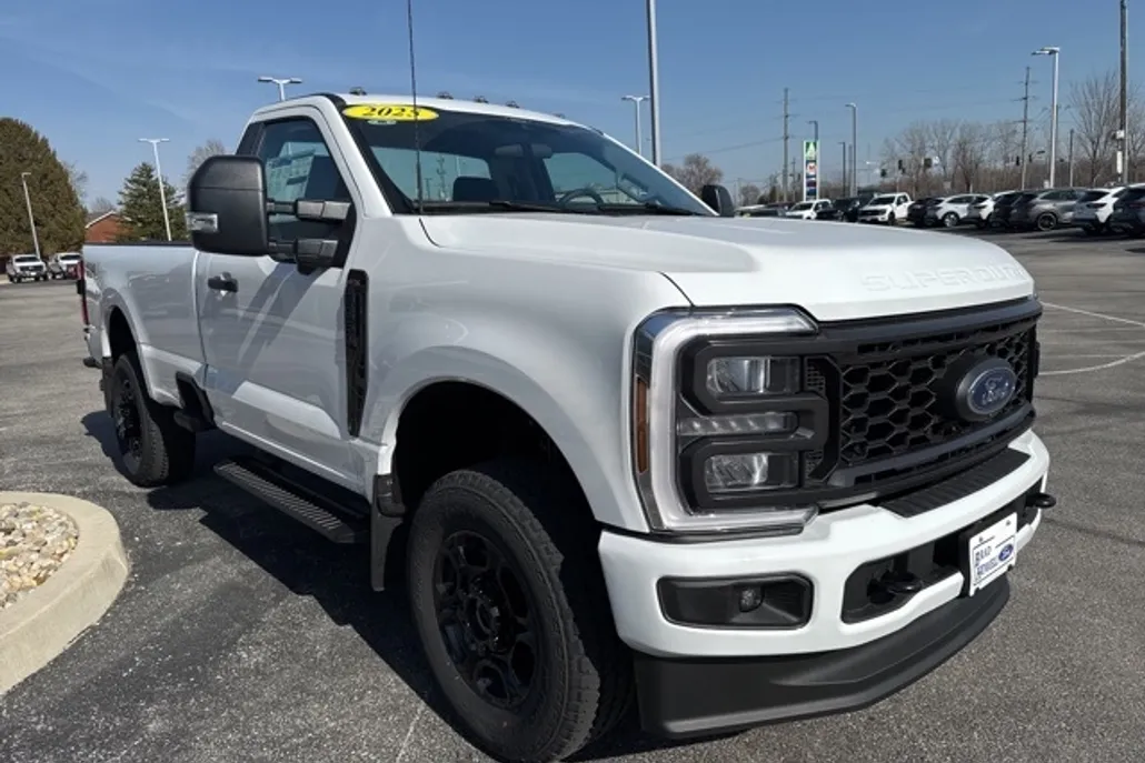 2025 Ford F-250 photo 1