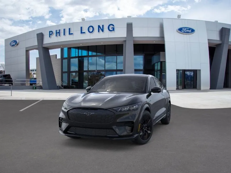 2025 Ford Mustang Mach-E GT photo 1