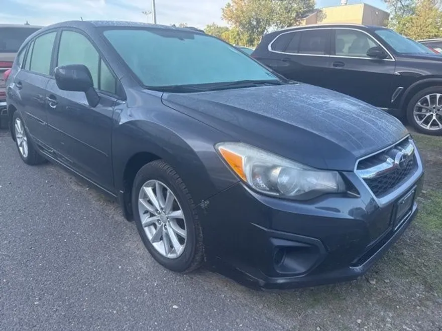 2013 Subaru Impreza 2.0i Premium photo 1