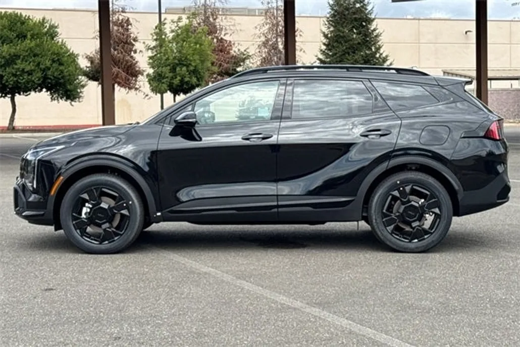 2026 Kia Sportage Hybrid Base photo 1