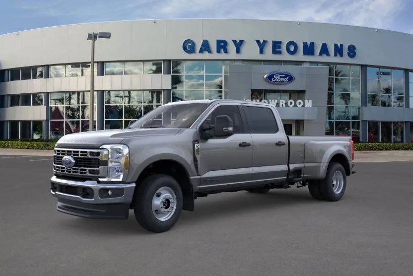 2026 Ford F-350 XLT photo 1
