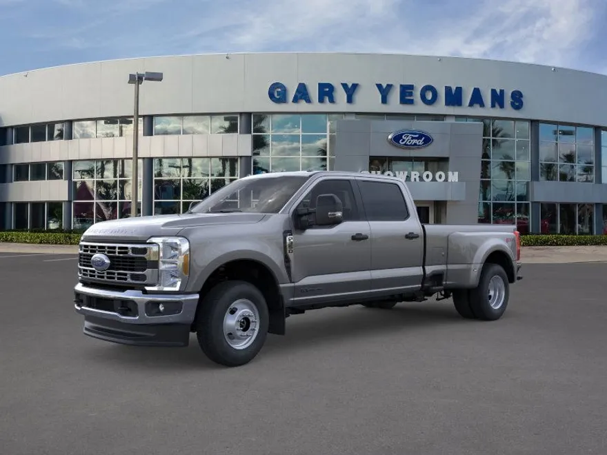 2026 Ford F-350 XLT photo 1