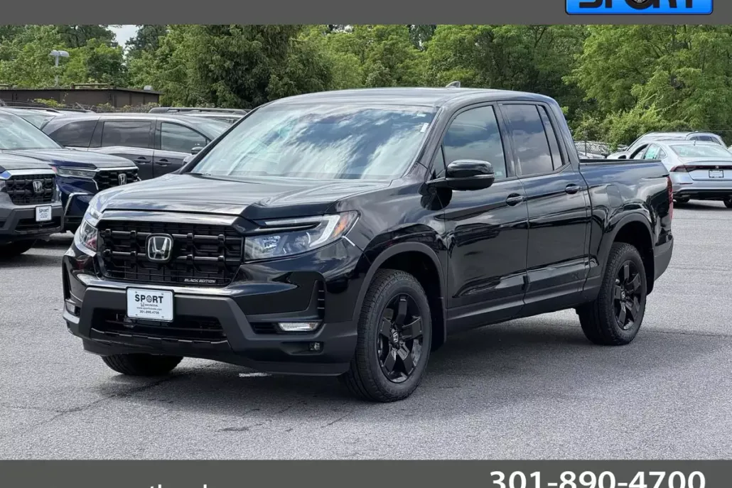 2025 Honda Ridgeline Black Edition photo 1