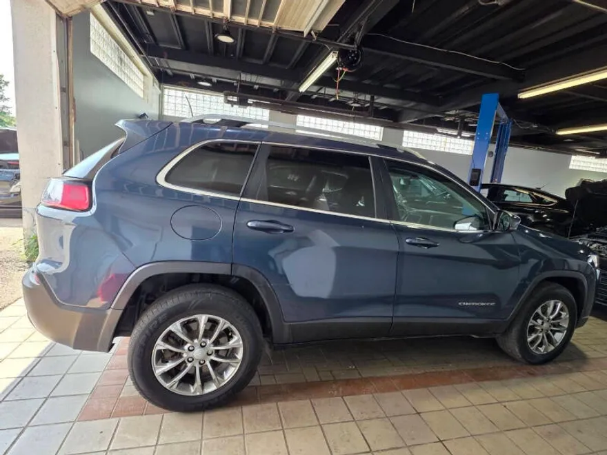 2019 Jeep Cherokee Latitude photo 1