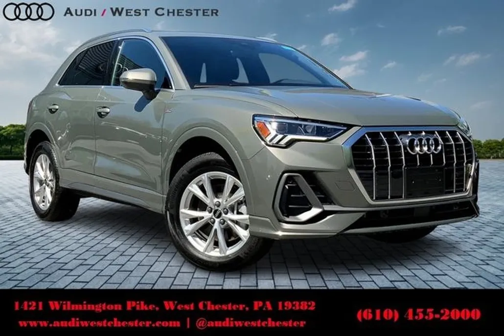 2025 Audi Q3 S line Premium photo 1