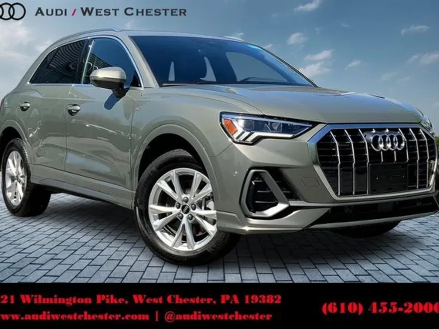 2025 Audi Q3 S line Premium photo 1