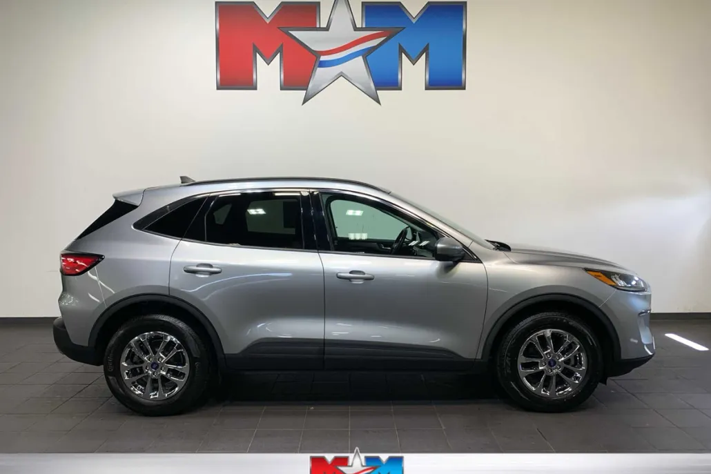 2021 Ford Escape SE photo 1