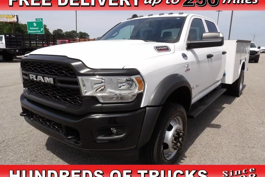 2021 Ram 5500 photo 1