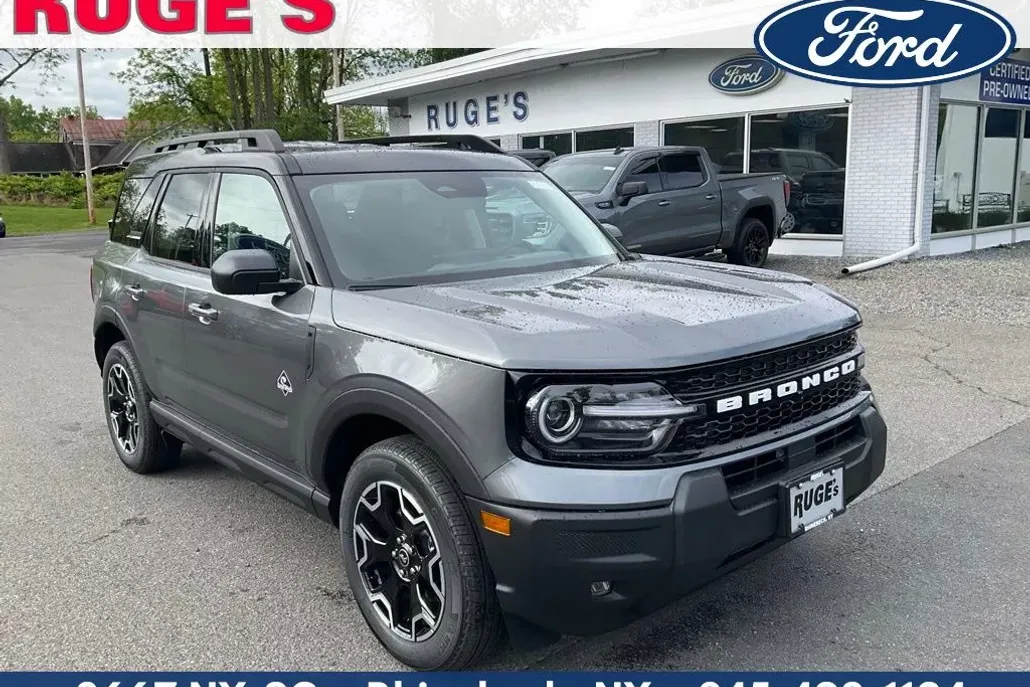 2025 Ford Bronco Sport Outer Banks photo 1