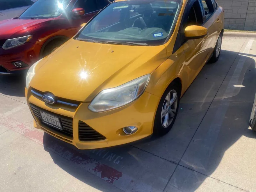 2012 Ford Focus SE photo 1