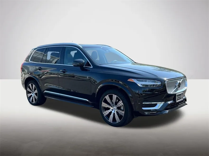 2024 Volvo XC90 Ultimate photo 1