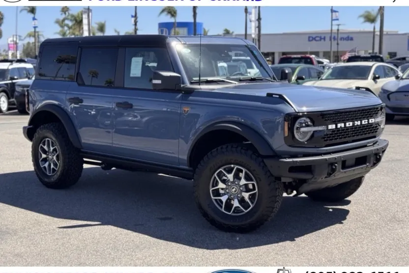 2025 Ford Bronco Badlands photo 1