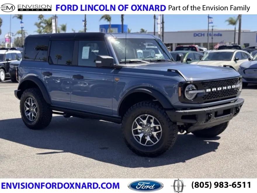 2025 Ford Bronco Badlands photo 1