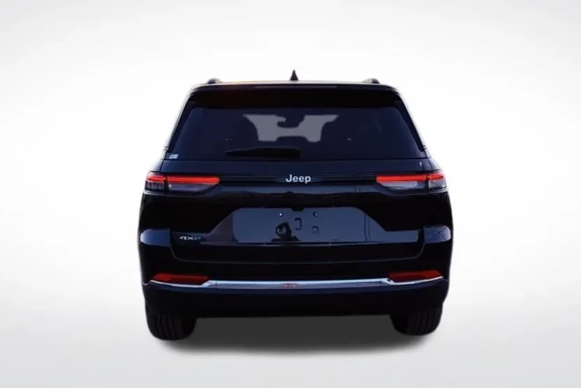 2024 Jeep Cherokee Limited 4xe photo 1