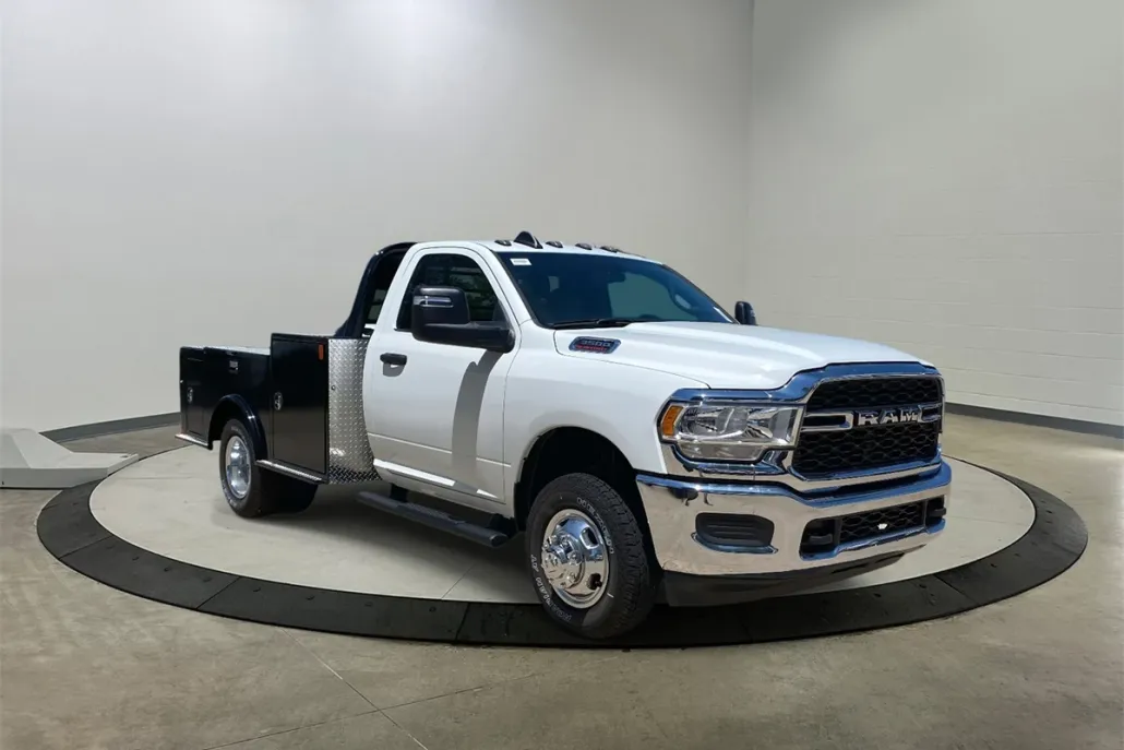 2024 Ram 3500 Tradesman photo 1