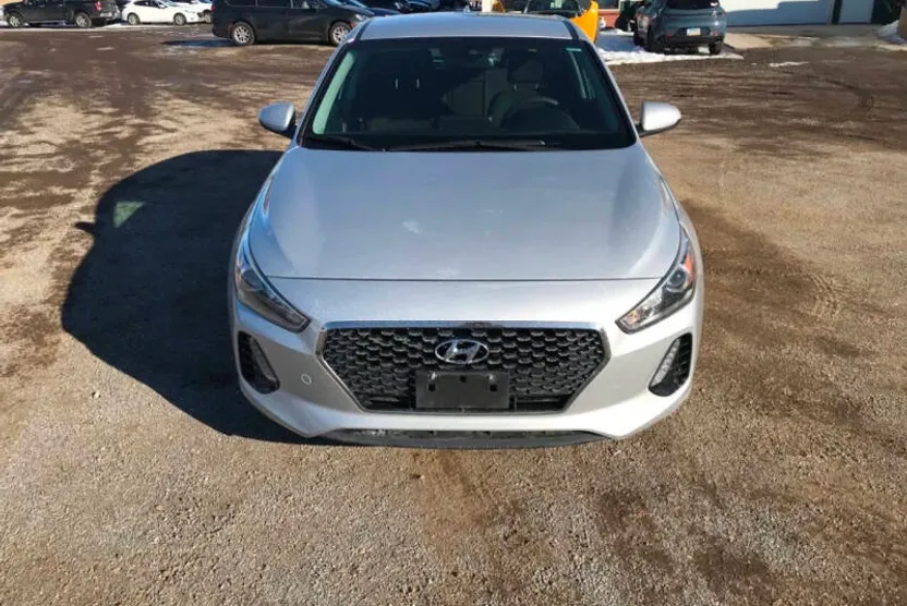2018 Hyundai Elantra GT photo 1