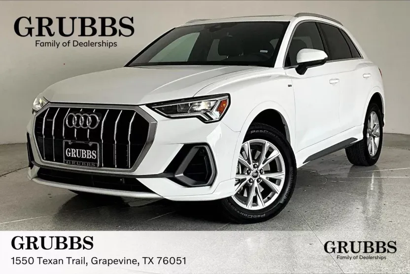 2025 Audi Q3 S line Premium photo 1
