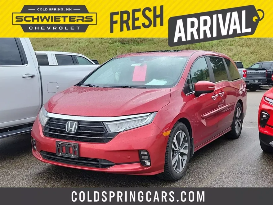 2023 Honda Odyssey Touring photo 1