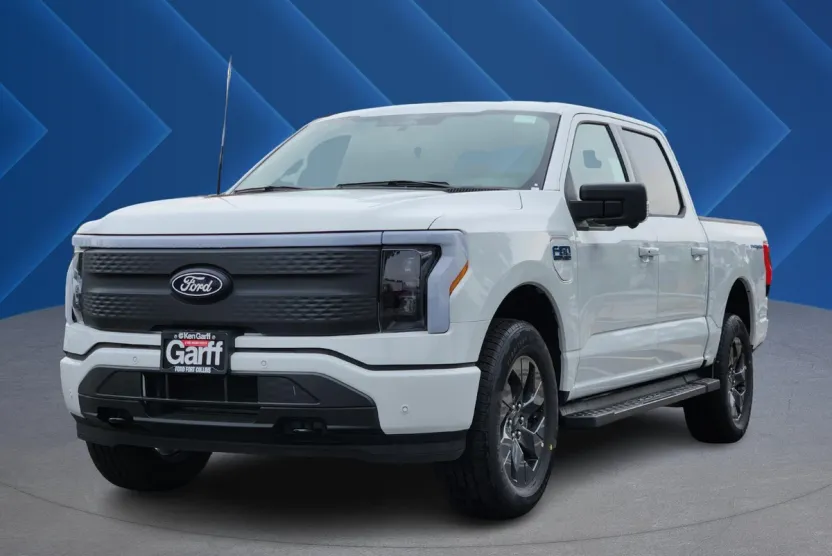 2025 Ford F-150 Lightning photo 1