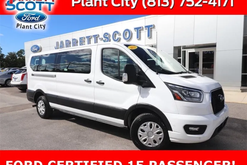 2023 Ford Transit Passenger XLT photo 1