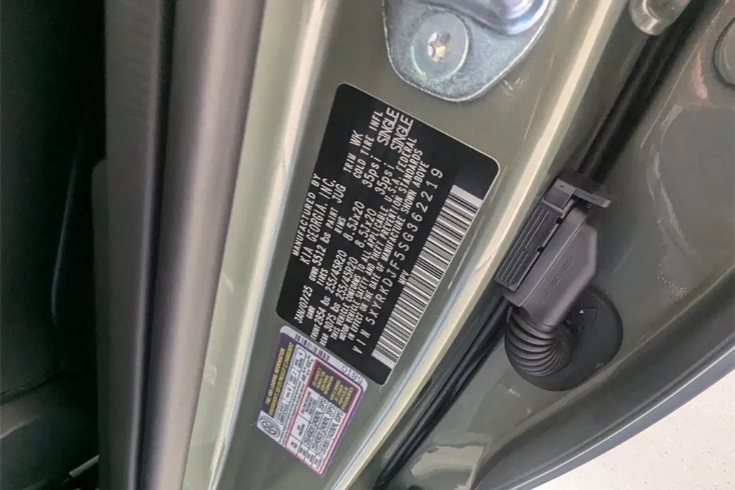 2025 Kia Sorento X-Line SX photo 1