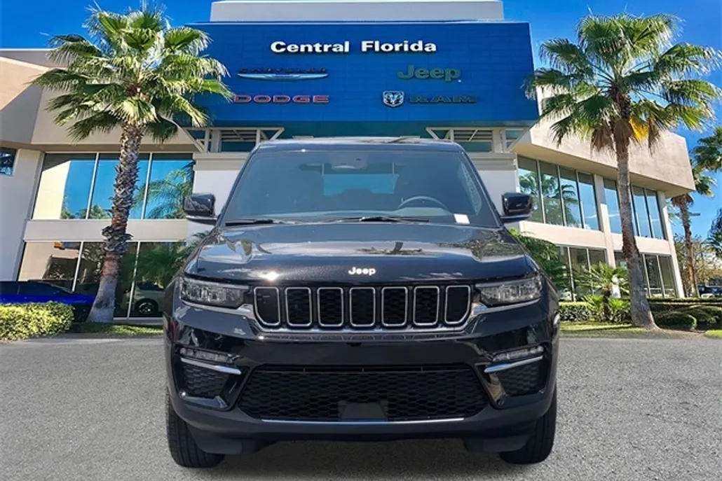 2025 Jeep Grand Cherokee Limited photo 1