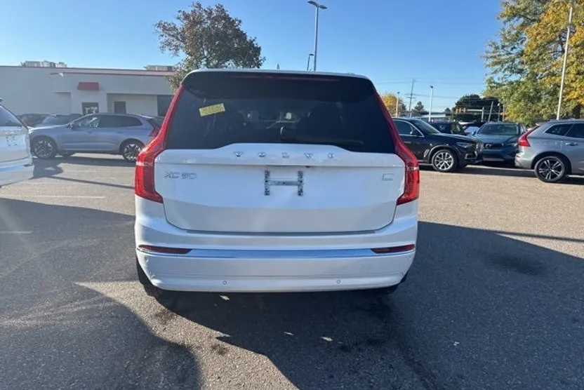 2024 Volvo XC90 Recharge T8 Plus photo 1