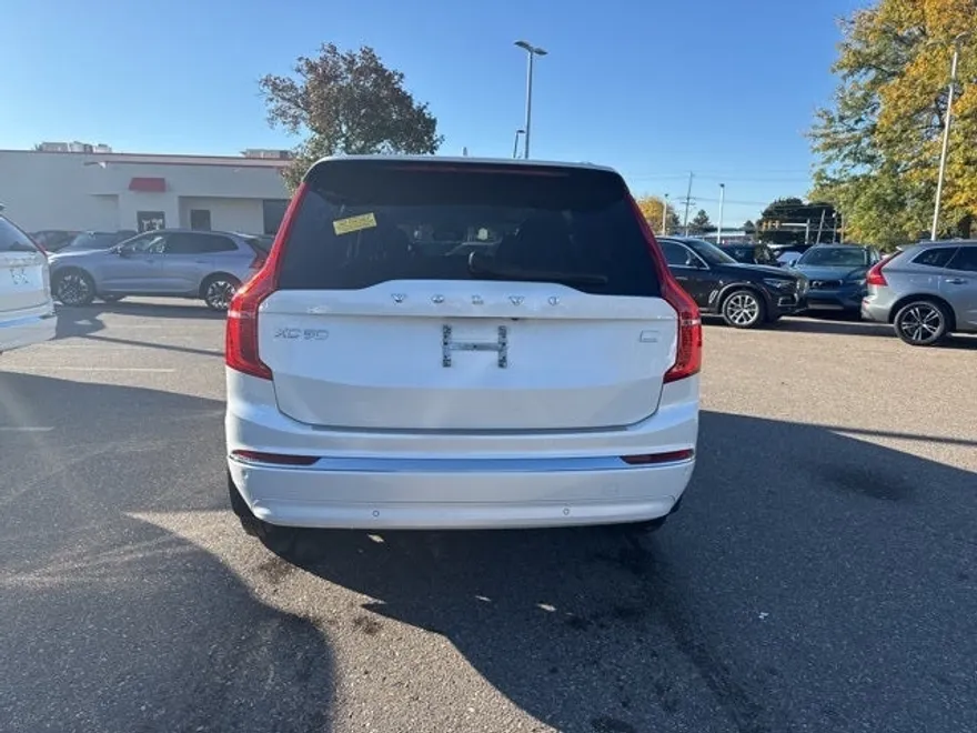 2024 Volvo XC90 Recharge T8 Plus photo 1