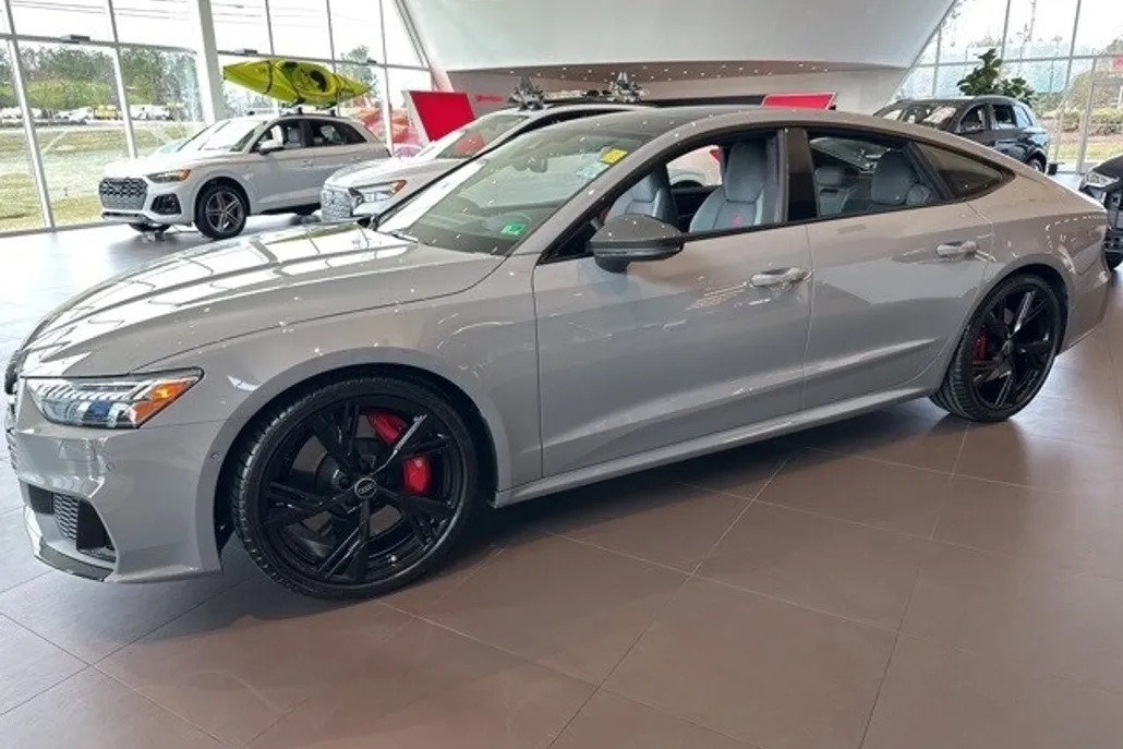 2025 Audi S7 Prestige photo 1