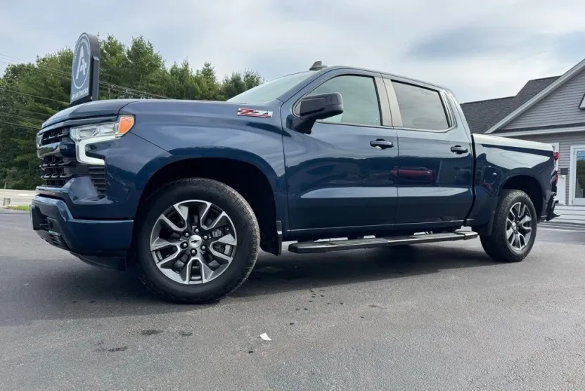 2022 Chevrolet Silverado 1500 RST photo 1