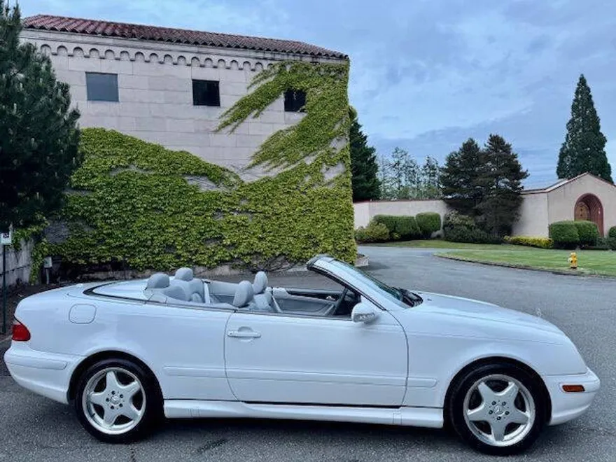 2000 Mercedes Benz CLK 430 photo 1