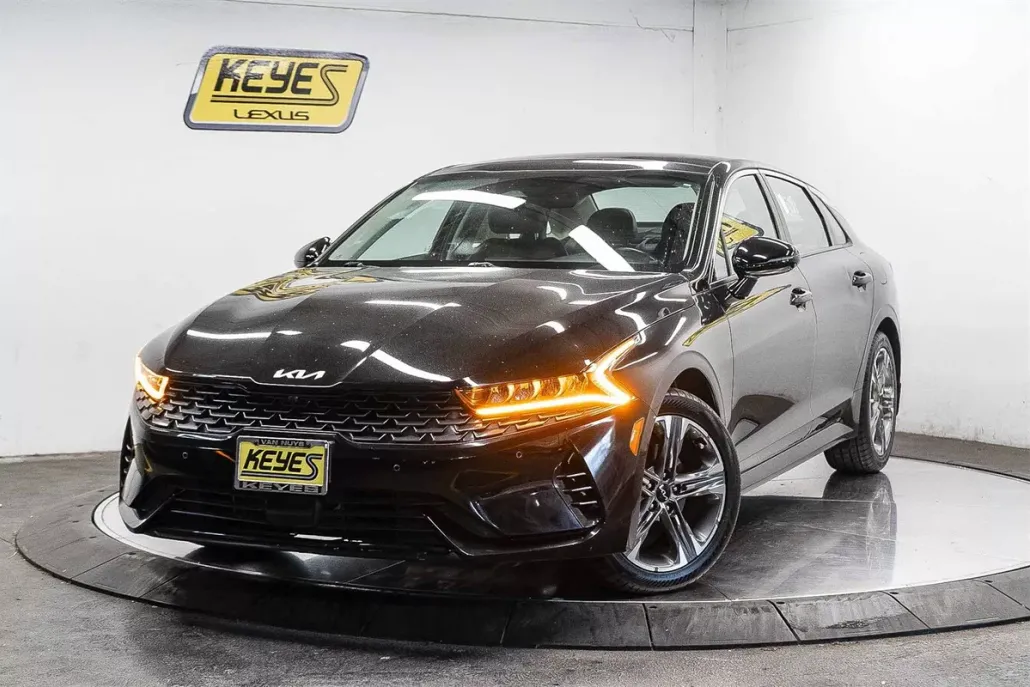 2024 Kia K5 EX photo 1