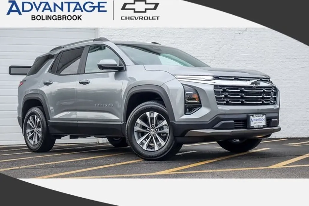 2026 Chevrolet Equinox LT photo 1