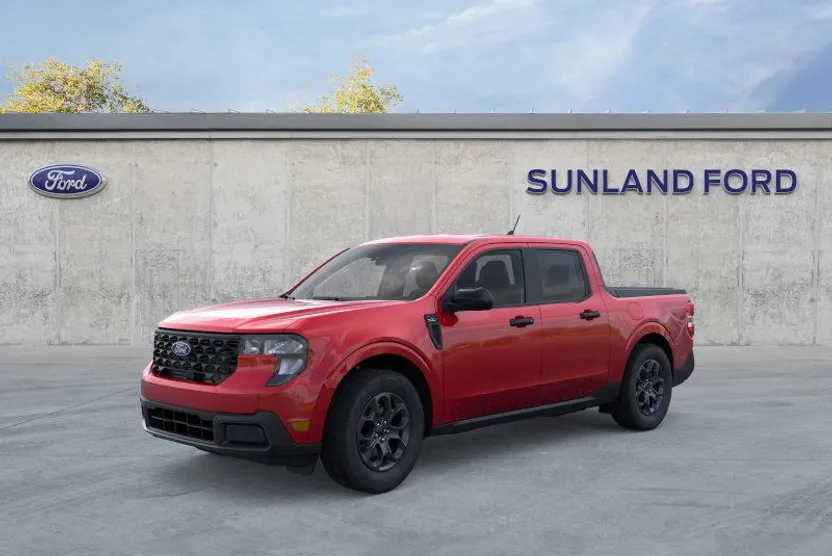 2025 Ford Maverick XLT photo 1