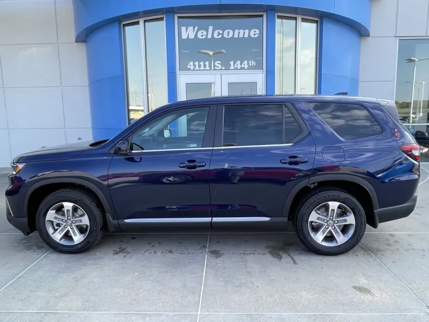 2025 Honda Pilot EX-L photo 1