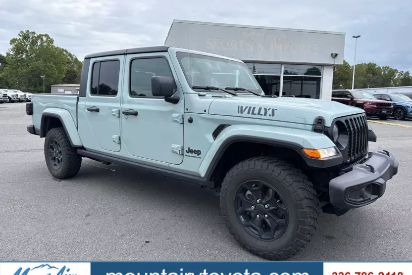2023 Jeep Gladiator Willys photo 1
