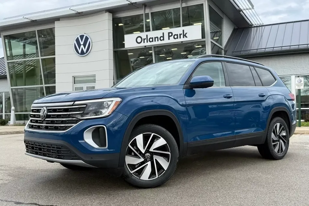 2025 Volkswagen Atlas SE Technology photo 1