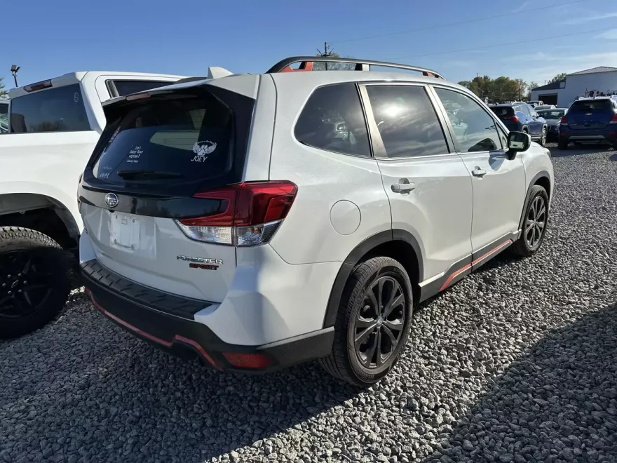 2021 Subaru Forester Sport photo 1