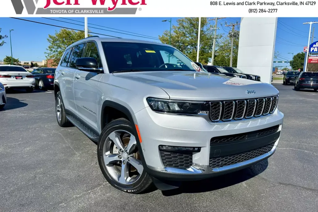 2023 Jeep Grand Cherokee Limited photo 1