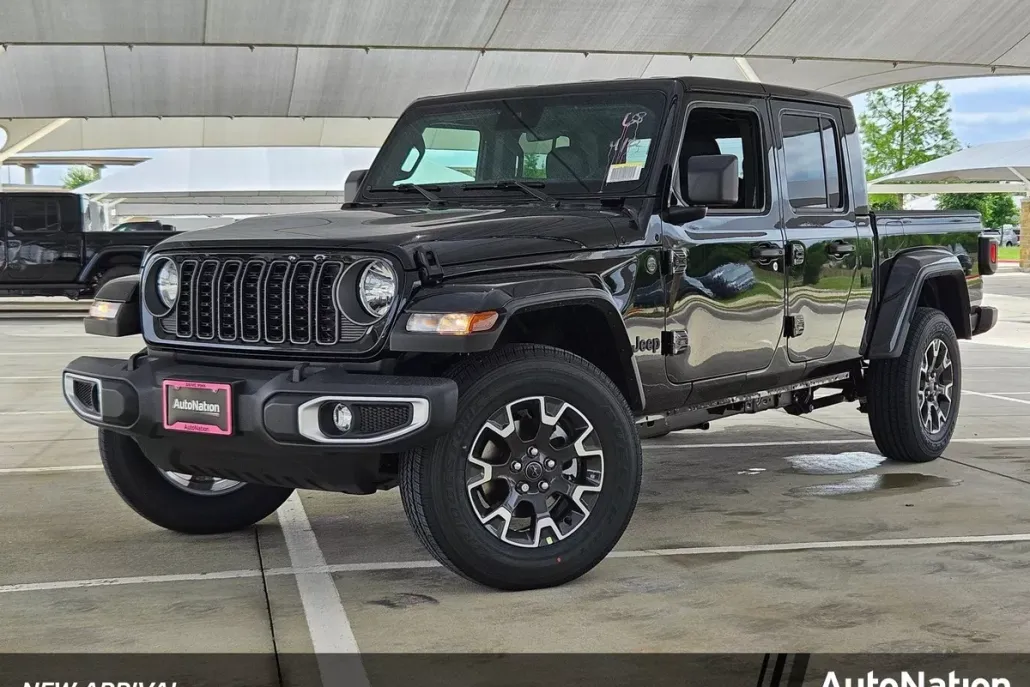 2025 Jeep Gladiator Sport S photo 1