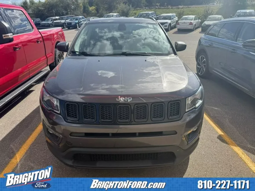 2019 Jeep Compass Latitude photo 1