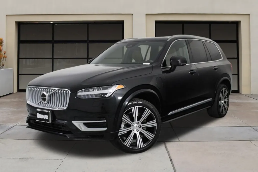 2024 Volvo XC90 Recharge T8 Plus photo 1